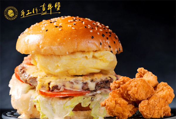 【美州纯手工牛肉汉堡】