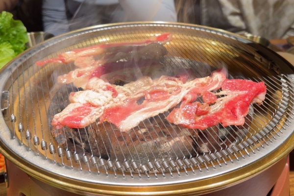 泥炉烤肉加盟