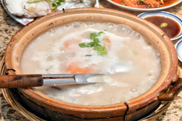 【谷米家潮汕砂锅粥】