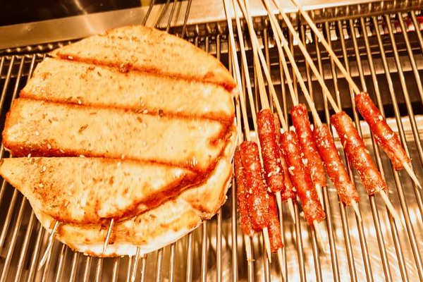 大汗碳烤羊腿烧烤