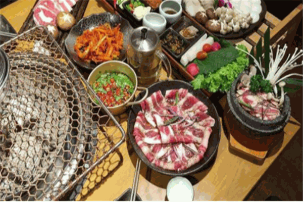 【东北泥炉烤肉】