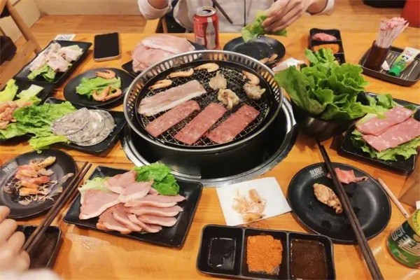 【圣江山自助烤肉】