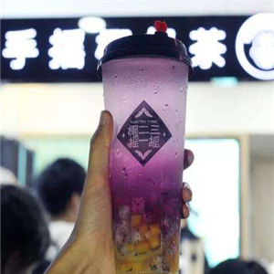 椰二三手摇椰奶茶