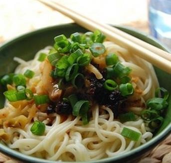 蔡林记热干面