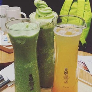 吾茶白