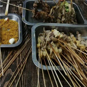 小红帽炸串串