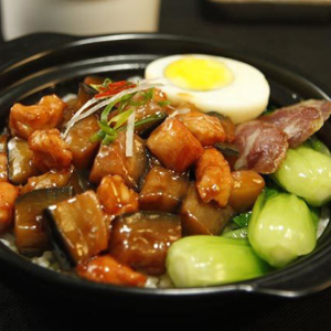 霸胃煲仔饭
