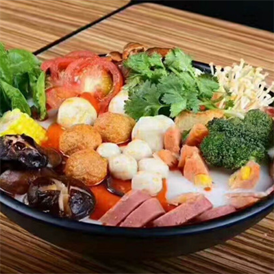 王云飞骨汤麻辣烫