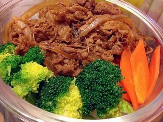 【郑锦记原汁牛肉饭】