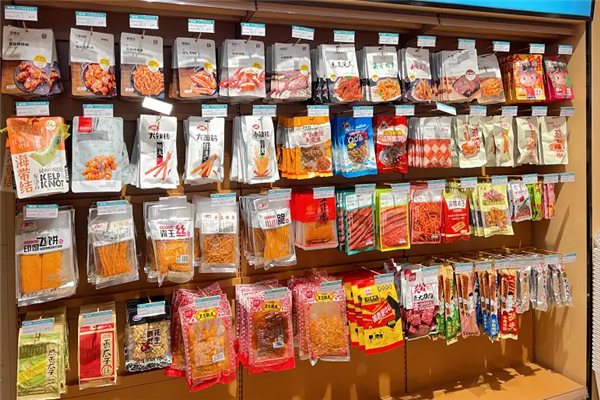 【食佳优品零食店】