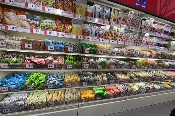 【小巧鲜果零食店】