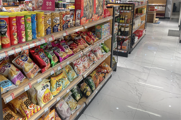 【零食仓】