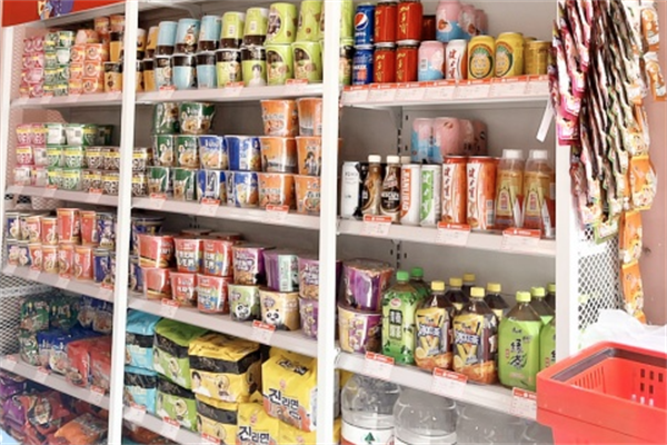 【临期食品折扣店】