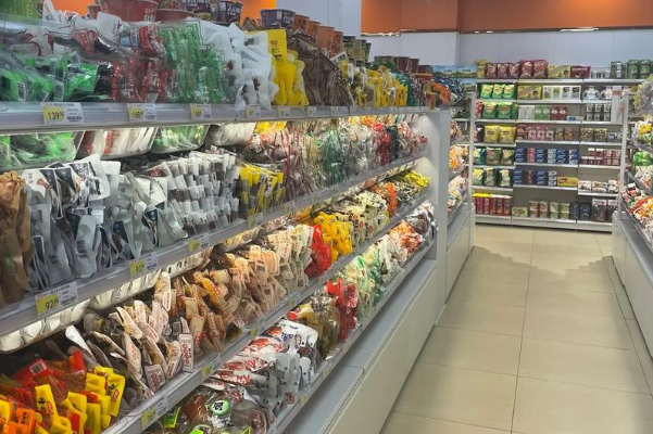 戴永红零食连锁店