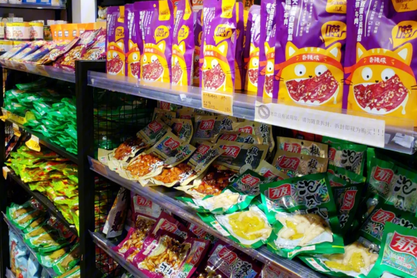 大汇仓零食特卖店加盟怎么样？优势显著，携手共创财富传奇