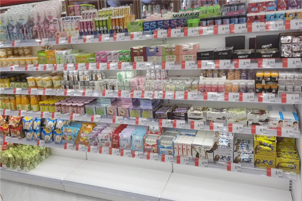 【七货零食铺子】