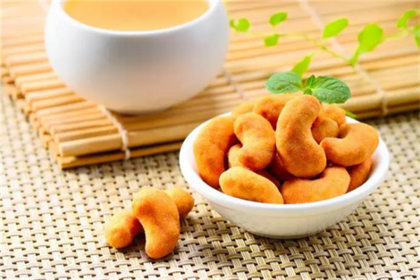 【吉吉大王零食店】