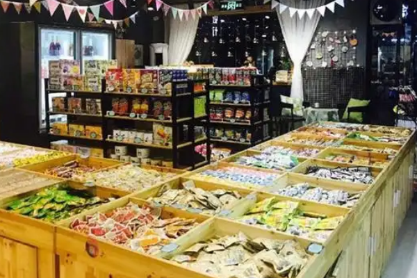 【粉房子零食】