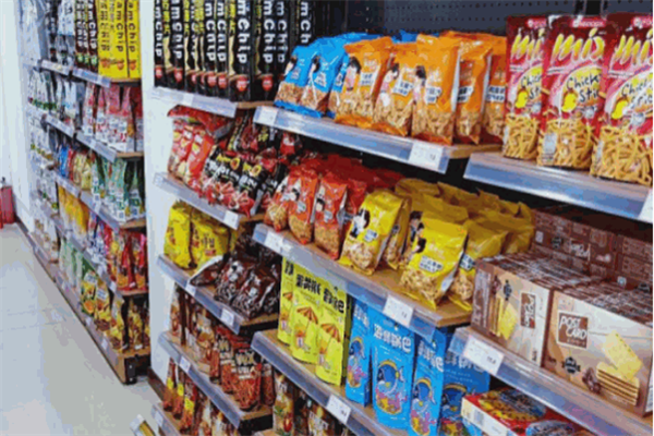 【粉白熊零食】