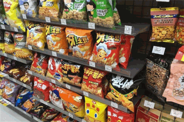 【粉白熊零食】