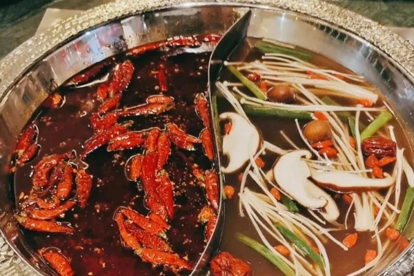 【阿串串老火锅】