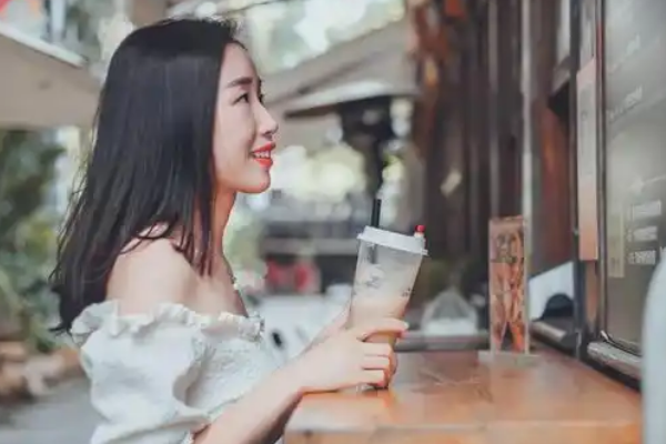 【奶茶物语】