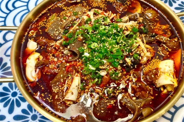 【英晨冒菜】