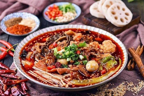 【迎千客三顾冒菜】