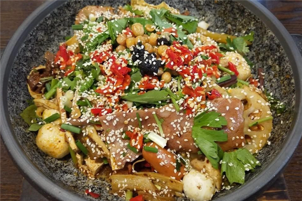【熊猫不怕辣冒菜】