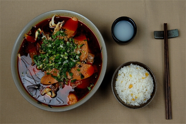 【小钦差冒菜】