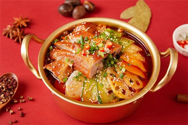 【小红椒冒菜】