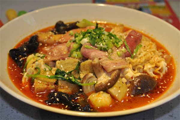 【小龙坎火锅冒菜】