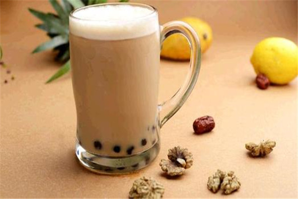 【七杯奶茶】
