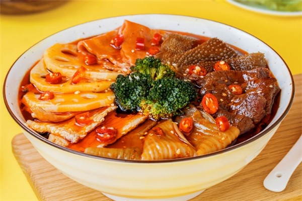 土老冒冒菜加盟费用是多少钱？创业成本低，投资利润高