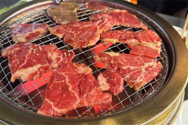 【金鼎牛烤肉】