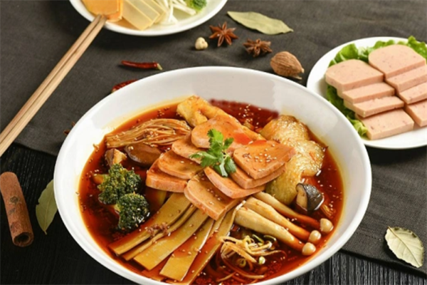 【靓锅麻辣香锅冒菜】