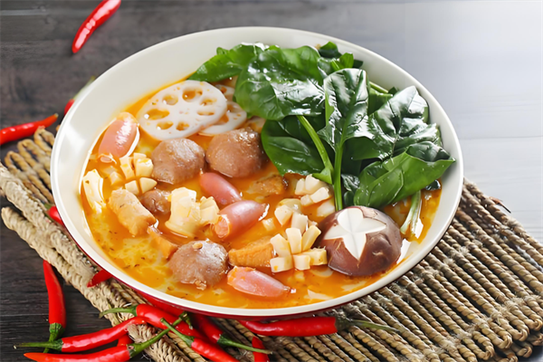 【即时捞骨汤冒菜】