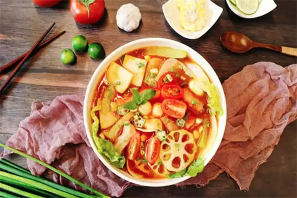 【冒大碗鲜货冒菜】