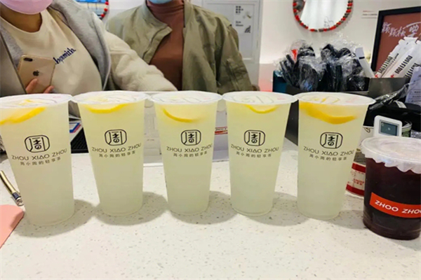 周小周奶茶店加盟