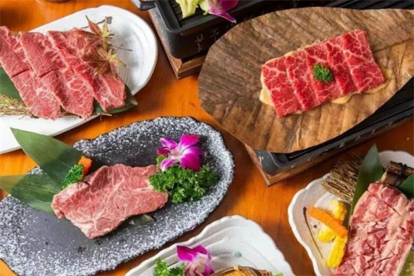 秃哥烤肉加盟