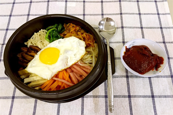 韩式石锅拌饭加盟