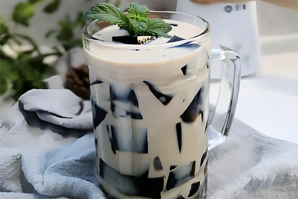 【烧仙草珍珠奶茶】