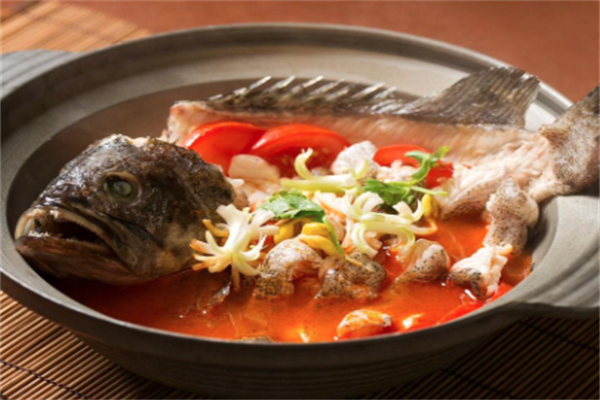 【都匀苗家酸汤鱼】