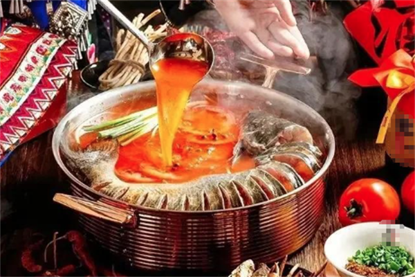 【都匀苗家酸汤鱼】