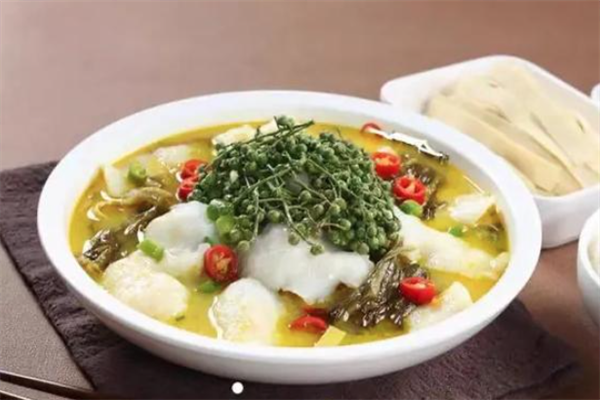 午光食色酸菜鱼米饭