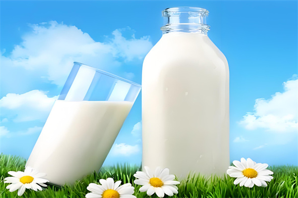 【每日鲜奶吧】