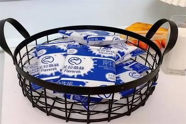 【芙拉薇赫牛奶】