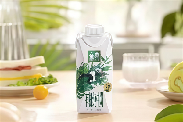金典牛奶