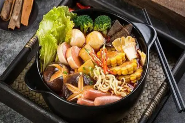 小旋风麻辣烫
