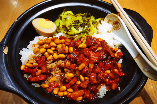 米膳煌卤肉饭